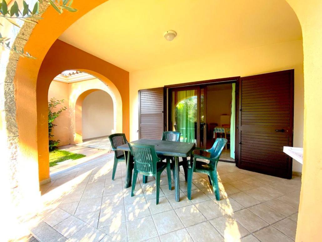 Residence Almusura San Teodoro  Exteriör bild