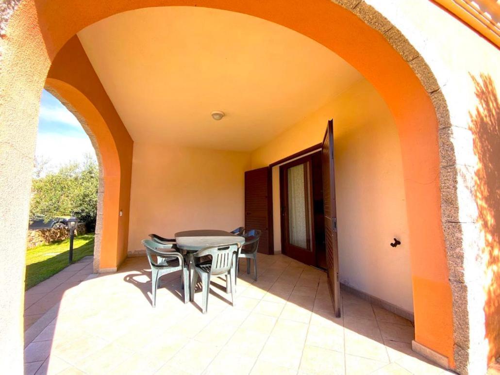 Residence Almusura San Teodoro  Exteriör bild